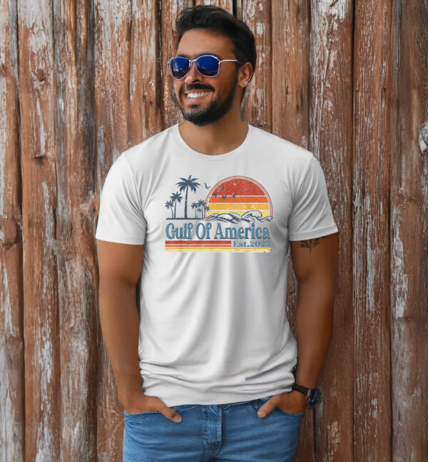 Sunset Gulf Of US America Est 2025 T-Shirt