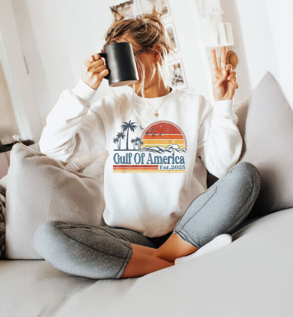 Sunset Gulf Of US America Est 2025 T-Shirt